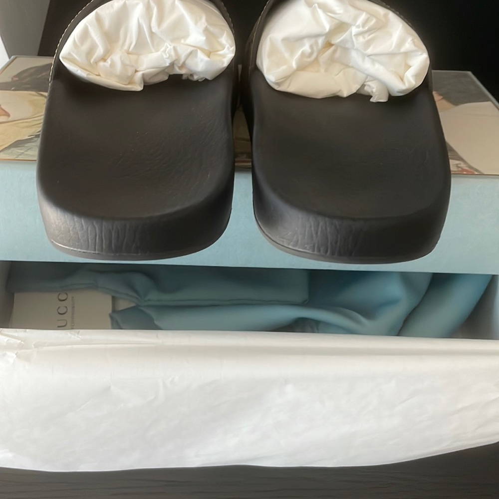 Gucci Pursuit Slide Sandal Size 41 - Picture 9 of 15
